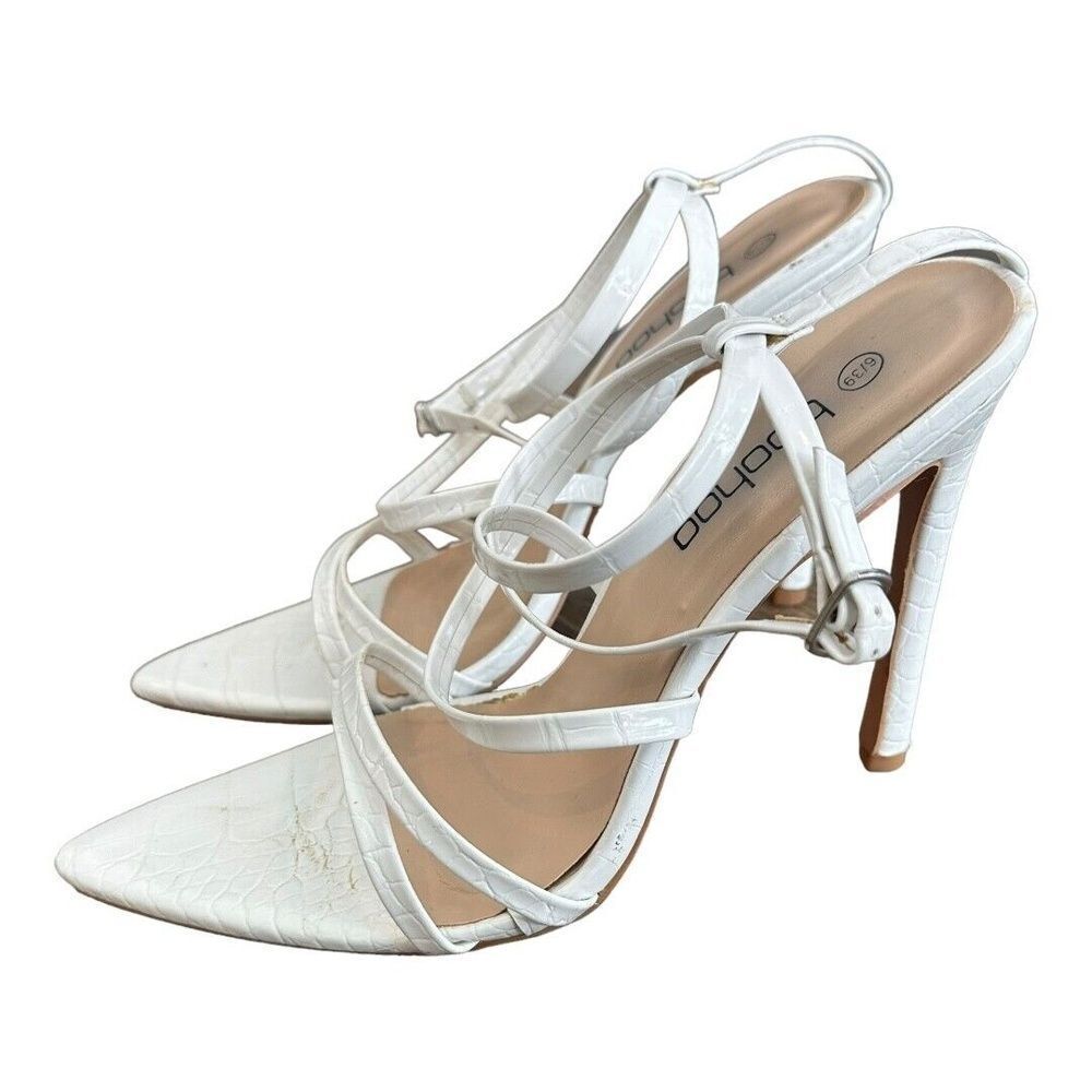 Boohoo Womens Tapered Square Toe Strappy Heel Ankle White Faux Croc Shoes 6